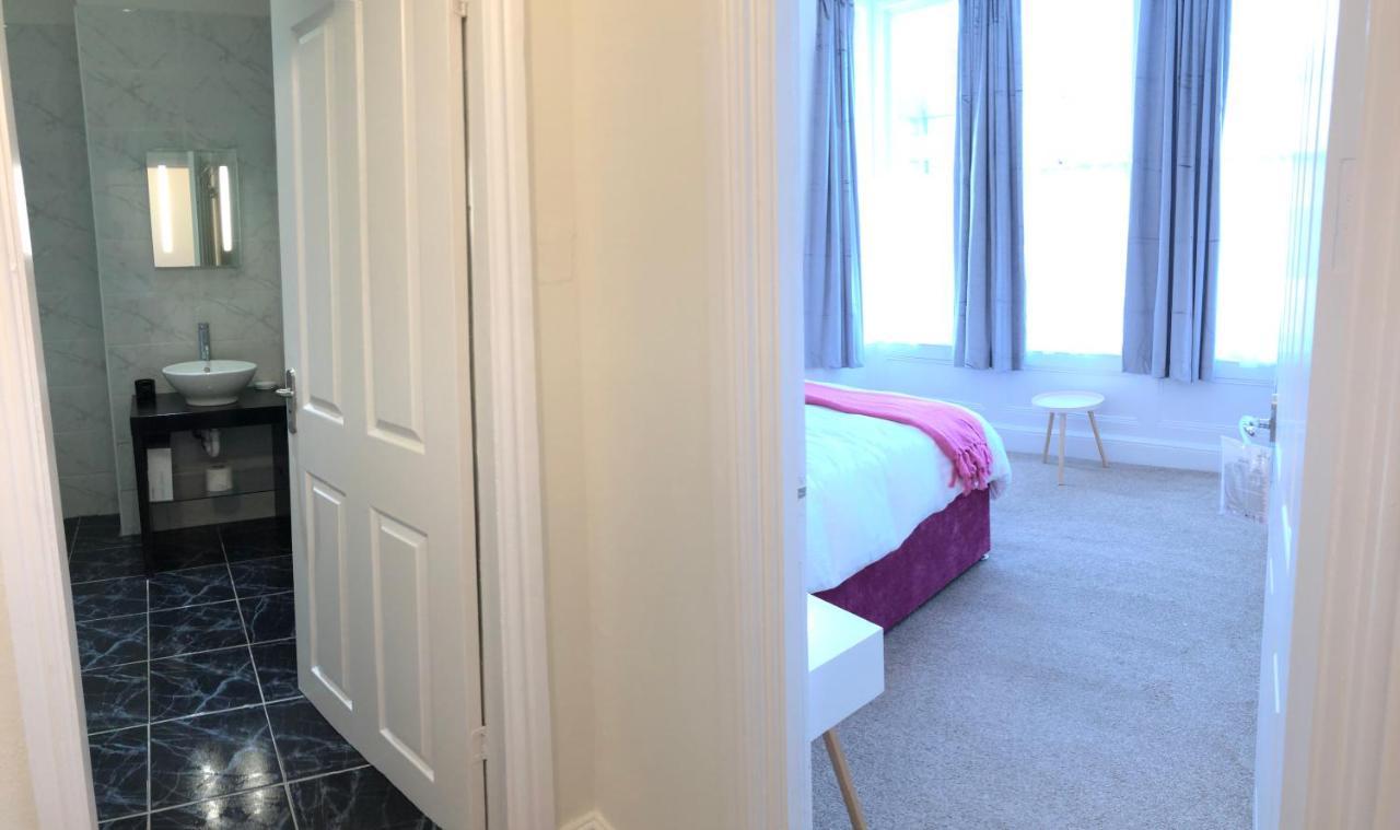 Mostyn Villa Free Private Parking Llandudno Exterior foto