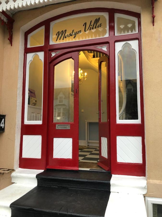 Mostyn Villa Free Private Parking Llandudno Exterior foto